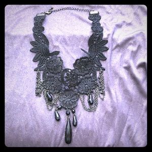 Choker necklace
